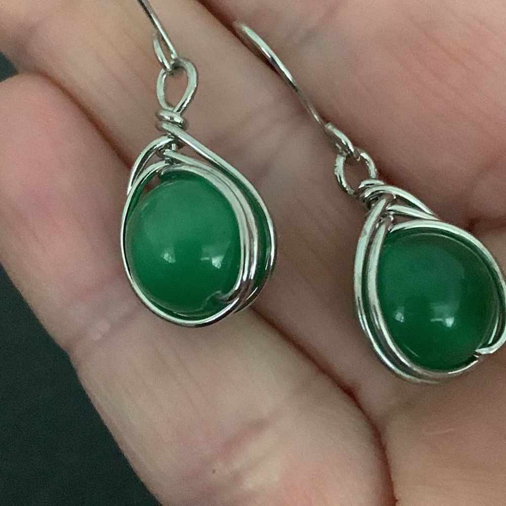 Green Round Gemstone  Earrings, Faux Jade or Aventurine in Silver Tone